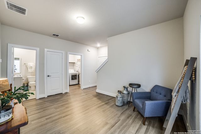 8851 Oakland Rd Unit 14, San Antonio, TX 78240