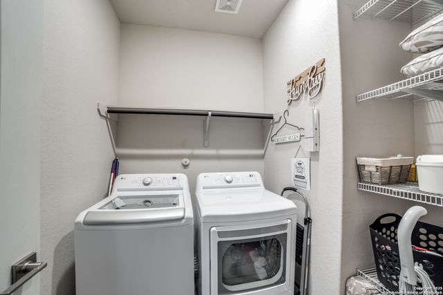 8851 Oakland Rd Unit 14, San Antonio, TX 78240