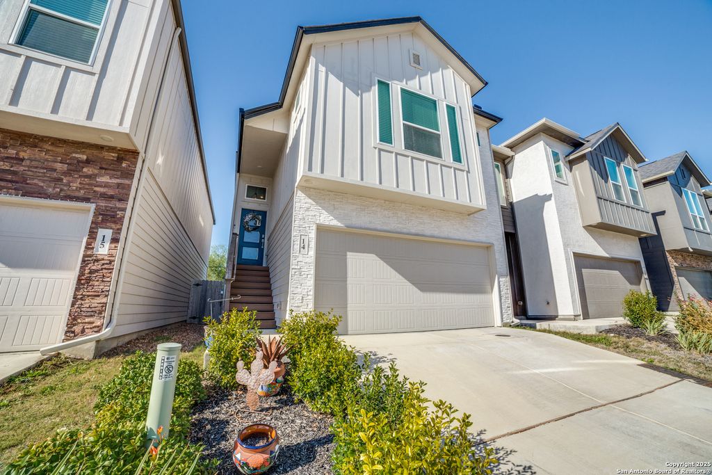 8851 Oakland Rd Unit 14, San Antonio, TX 78240