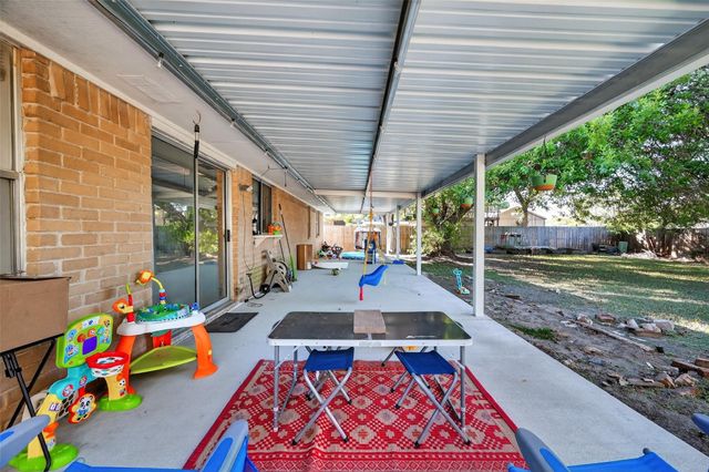 15410 Lindita Drive, Houston, TX 77083