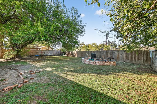 15410 Lindita Drive, Houston, TX 77083