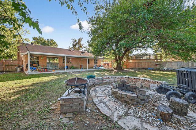 15410 Lindita Drive, Houston, TX 77083