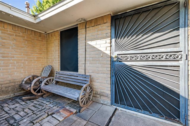 15410 Lindita Drive, Houston, TX 77083