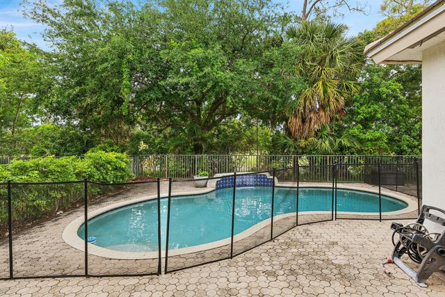 11178 Osprey Lake Lane, West Palm Beach, FL 33412