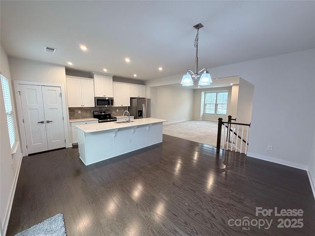 2053 Birchside Drive, Charlotte, NC 28205