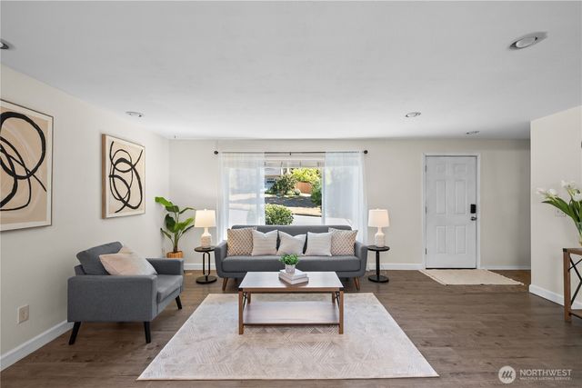 2002 S 280th Place, Federal Way, WA 98003