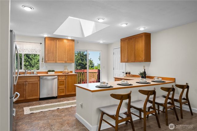 2002 S 280th Place, Federal Way, WA 98003