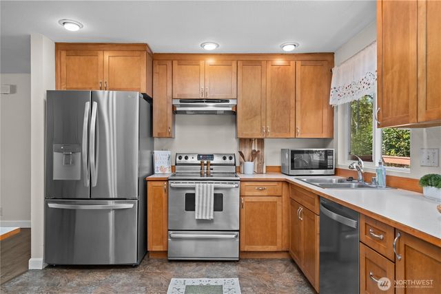 2002 S 280th Place, Federal Way, WA 98003