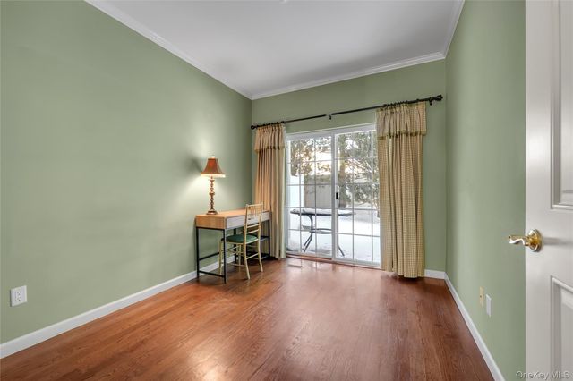 286 Spring Drive 286, East Meadow, NY 11554