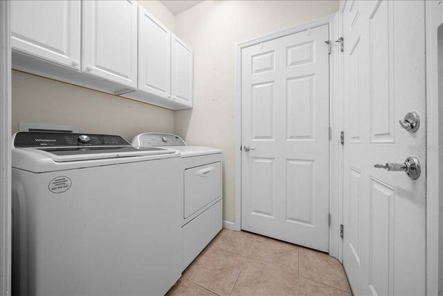 9841 SW 75TH STREET ROAD, Ocala, FL 34481