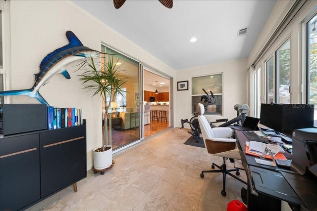9841 SW 75TH STREET ROAD, Ocala, FL 34481