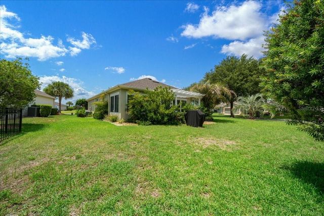 9841 SW 75TH STREET ROAD, Ocala, FL 34481