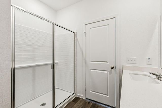 1009 S Oakhurst Drive, Dayton, TX 77535