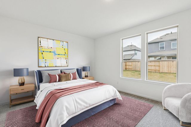 1009 S Oakhurst Drive, Dayton, TX 77535