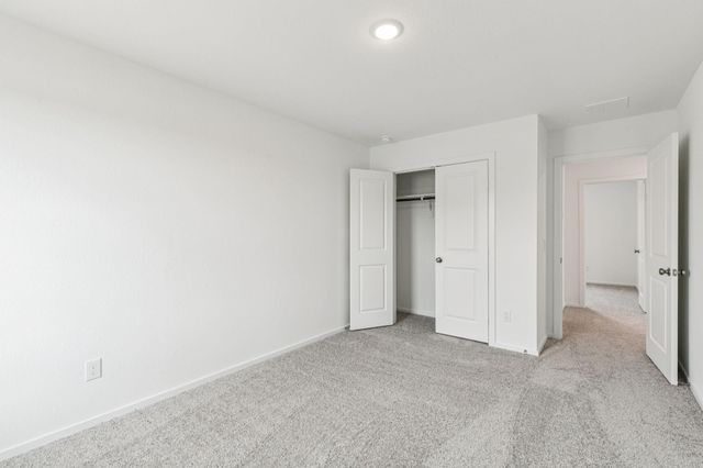 1009 S Oakhurst Drive, Dayton, TX 77535