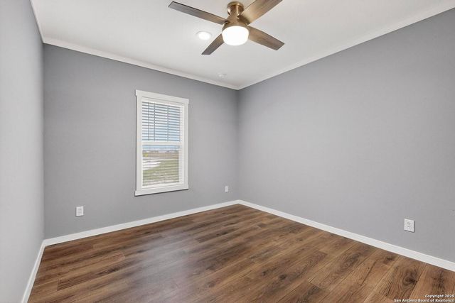 173 Medina Verde, Natalia, TX 78059