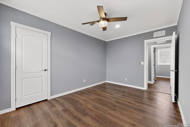 173 Medina Verde, Natalia, TX 78059