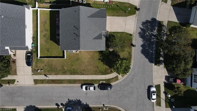 6415 Hedgewood Lane, High Point, NC 27265