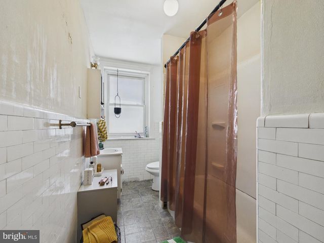 4700 CEDAR AVE, Philadelphia, PA 19143
