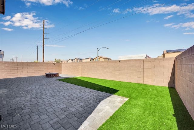 6156 Kinnow Place, Las Vegas, NV 89122