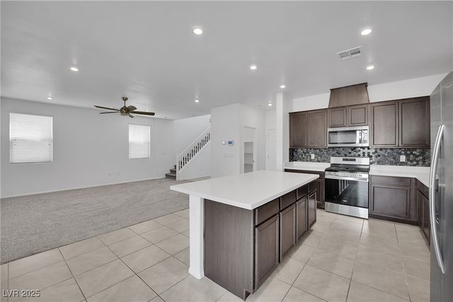 6156 Kinnow Place, Las Vegas, NV 89122