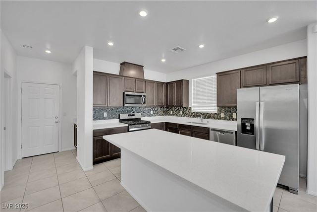 6156 Kinnow Place, Las Vegas, NV 89122