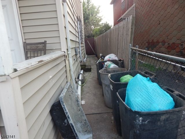 626 Fulton St, Elizabeth City, NJ 07206