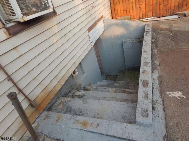 626 Fulton St, Elizabeth City, NJ 07206
