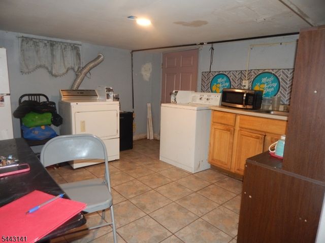 626 Fulton St, Elizabeth City, NJ 07206