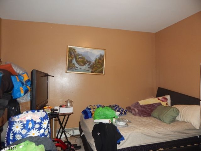 626 Fulton St, Elizabeth City, NJ 07206