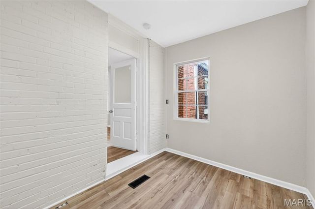 4651 Tennessee Avenue, St Louis, MO 63111
