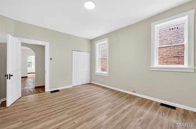 4651 Tennessee Avenue, St Louis, MO 63111