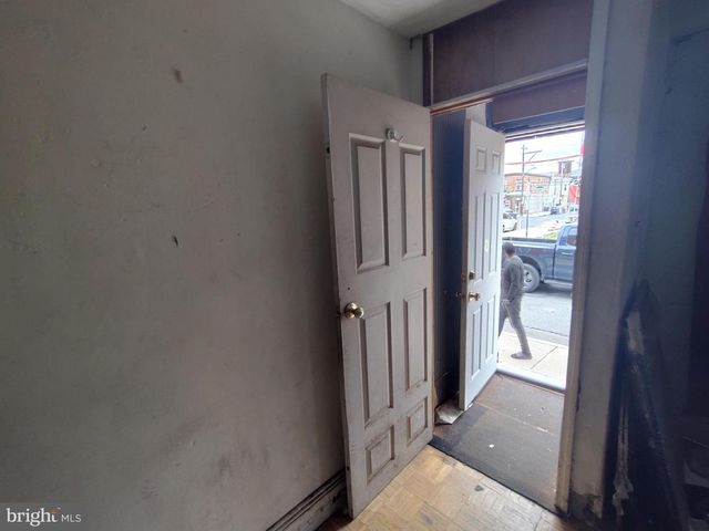 1237 S BUCKNELL ST, Philadelphia, PA 19146