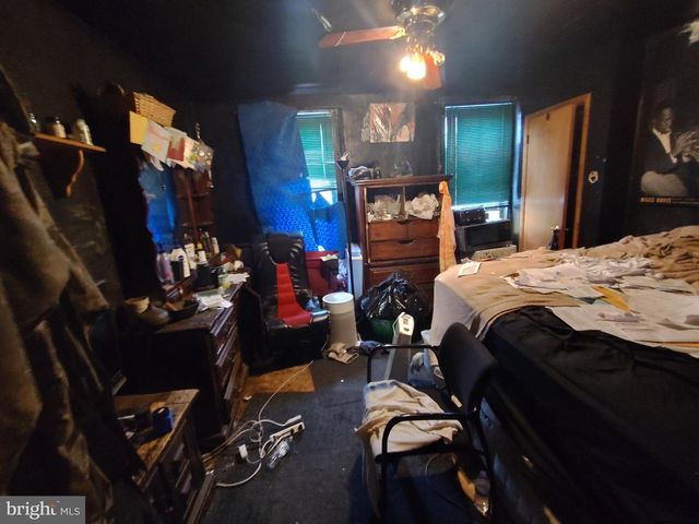 1237 S BUCKNELL ST, Philadelphia, PA 19146