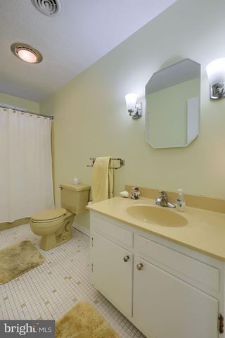 310 DORWART CIR, Etters, PA 17319