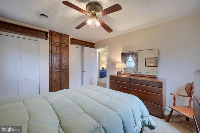 310 DORWART CIR, Etters, PA 17319