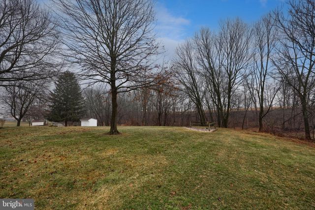 310 DORWART CIR, Etters, PA 17319