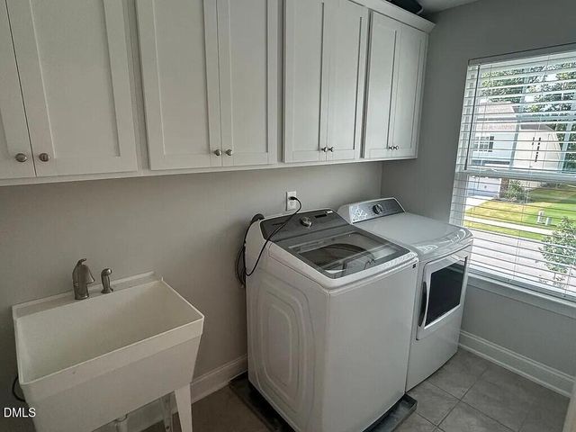 621 Ressler Street, Holly Springs, NC 27540