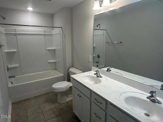 621 Ressler Street, Holly Springs, NC 27540