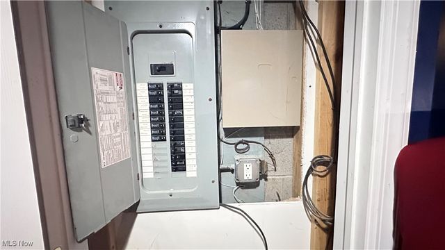 10704 Amor Avenue, Cleveland, OH 44108