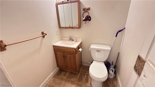 10704 Amor Avenue, Cleveland, OH 44108