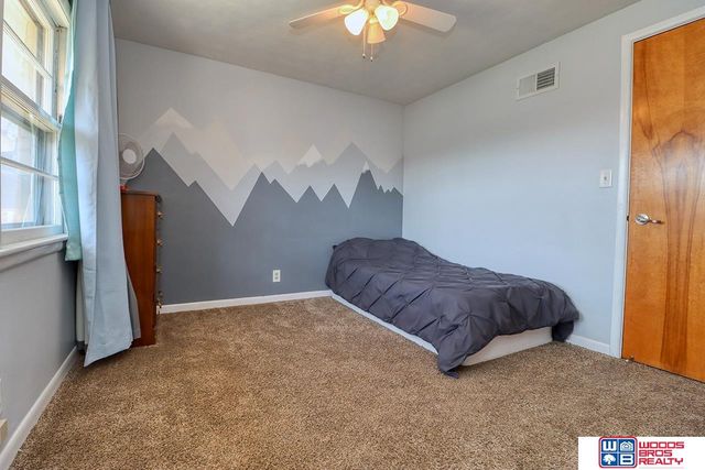 3345 Hillside Street, Lincoln, NE 68506