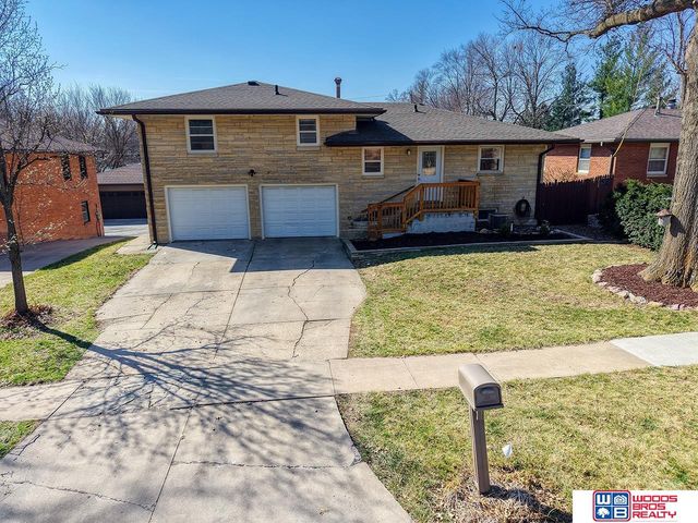 3345 Hillside Street, Lincoln, NE 68506