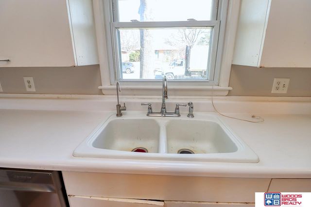 3345 Hillside Street, Lincoln, NE 68506