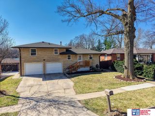 3345 Hillside Street, Lincoln, NE 68506