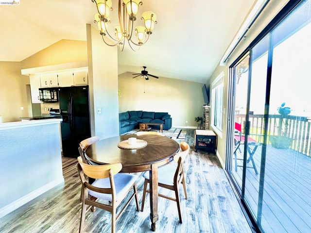 222 Manuel Ct, Bay Point, CA 94565