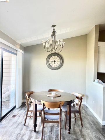 222 Manuel Ct, Bay Point, CA 94565