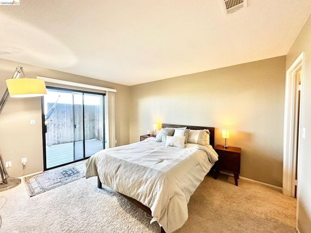 222 Manuel Ct, Bay Point, CA 94565