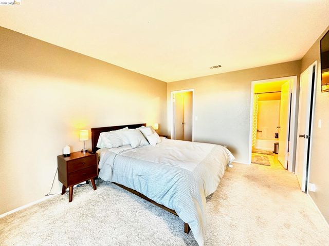 222 Manuel Ct, Bay Point, CA 94565