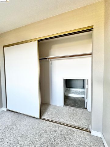 222 Manuel Ct, Bay Point, CA 94565